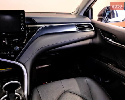 Тойота Камри 2021 в Одессе на Automoto.ua Белый Тойота Камри, объемом двигателя 2.5 л и пробегом 46 тыс. км за 29900 $, фото 54 на Automoto.ua