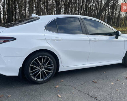 Белый Тойота Камри, объемом двигателя 2.49 л и пробегом 114 тыс. км за 23500 $, фото 26 на Automoto.ua