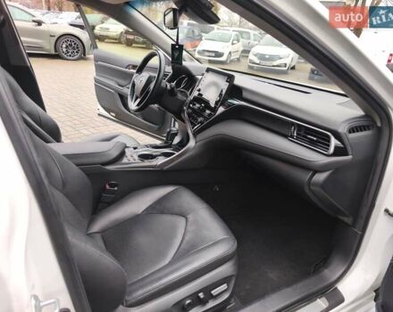 Белый Тойота Камри, объемом двигателя 2.49 л и пробегом 164 тыс. км за 25700 $, фото 16 на Automoto.ua