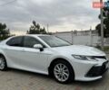 Білий Тойота Камрі, об'ємом двигуна 2.49 л та пробігом 204 тис. км за 21900 $, фото 1 на Automoto.ua
