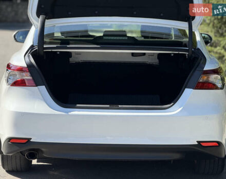 Белый Тойота Камри, объемом двигателя 2.5 л и пробегом 113 тыс. км за 29900 $, фото 16 на Automoto.ua