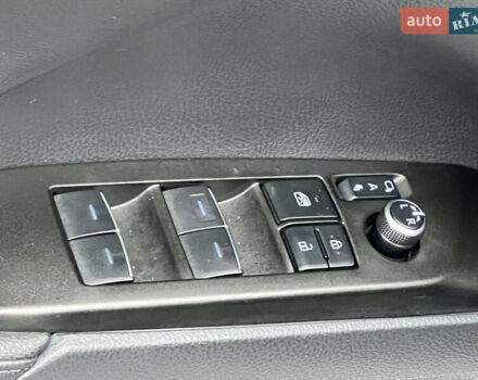 Белый Тойота Камри, объемом двигателя 2.49 л и пробегом 46 тыс. км за 28500 $, фото 41 на Automoto.ua