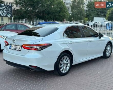 Белый Тойота Камри, объемом двигателя 2.49 л и пробегом 123 тыс. км за 23000 $, фото 4 на Automoto.ua