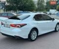 Белый Тойота Камри, объемом двигателя 2.49 л и пробегом 123 тыс. км за 23000 $, фото 4 на Automoto.ua