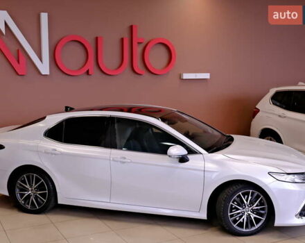 Тойота Камри 2021 в Одессе на Automoto.ua Белый Тойота Камри, объемом двигателя 2.5 л и пробегом 46 тыс. км за 29900 $, фото 7 на Automoto.ua