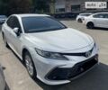 Белый Тойота Камри, объемом двигателя 2.5 л и пробегом 15 тыс. км за 30599 $, фото 1 на Automoto.ua