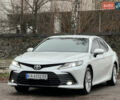 Белый Тойота Камри, объемом двигателя 2.49 л и пробегом 46 тыс. км за 28500 $, фото 2 на Automoto.ua