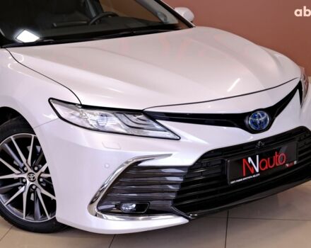 Тойота Камри 2021 в Одессе на Automoto.ua Белый Тойота Камри, объемом двигателя 2.5 л и пробегом 46 тыс. км за 29900 $, фото 2 на Automoto.ua