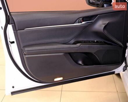 Тойота Камри 2021 в Одессе на Automoto.ua Белый Тойота Камри, объемом двигателя 2.5 л и пробегом 46 тыс. км за 29900 $, фото 33 на Automoto.ua