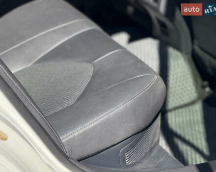 Белый Тойота Камри, объемом двигателя 2.5 л и пробегом 113 тыс. км за 29900 $, фото 37 на Automoto.ua