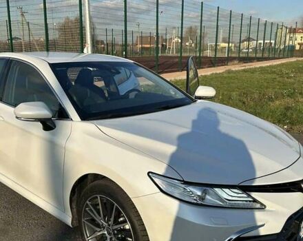 Белый Тойота Камри, объемом двигателя 2.49 л и пробегом 15 тыс. км за 37000 $, фото 19 на Automoto.ua