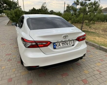 Белый Тойота Камри, объемом двигателя 2.5 л и пробегом 204 тыс. км за 21500 $, фото 3 на Automoto.ua