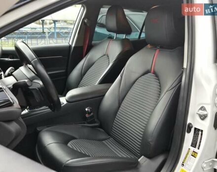 Білий Тойота Камрі, об'ємом двигуна 3.5 л та пробігом 35 тис. км за 35500 $, фото 8 на Automoto.ua