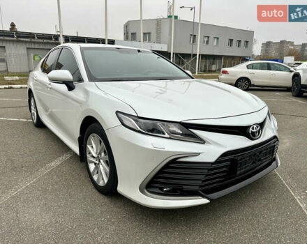 Білий Тойота Камрі, об'ємом двигуна 2.49 л та пробігом 72 тис. км за 26300 $, фото 2 на Automoto.ua