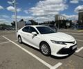 Белый Тойота Камри, объемом двигателя 2.49 л и пробегом 98 тыс. км за 21500 $, фото 5 на Automoto.ua