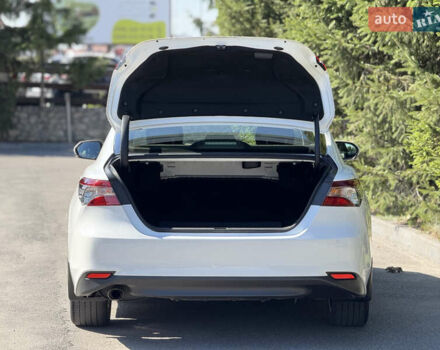 Белый Тойота Камри, объемом двигателя 2.5 л и пробегом 113 тыс. км за 29900 $, фото 12 на Automoto.ua