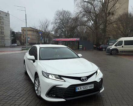 Белый Тойота Камри, объемом двигателя 2.49 л и пробегом 93 тыс. км за 26555 $, фото 3 на Automoto.ua