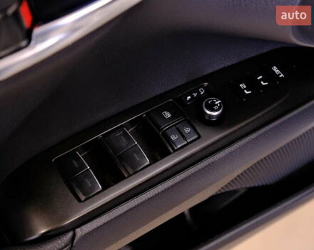 Тойота Камри 2021 в Одессе на Automoto.ua Белый Тойота Камри, объемом двигателя 2.5 л и пробегом 46 тыс. км за 29900 $, фото 20 на Automoto.ua