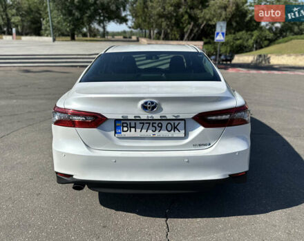 Тойота Камри 2021 в Николаеве на Automoto.ua Белый Тойота Камри, объемом двигателя 2.49 л и пробегом 107 тыс. км за 29999 $, фото 12 на Automoto.ua