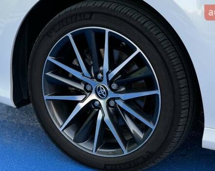 Білий Тойота Камрі, об'ємом двигуна 2.49 л та пробігом 95 тис. км за 34000 $, фото 8 на Automoto.ua