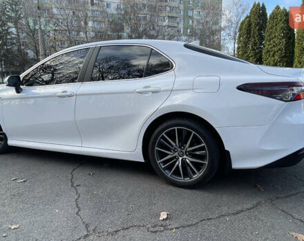 Белый Тойота Камри, объемом двигателя 2.49 л и пробегом 114 тыс. км за 23500 $, фото 10 на Automoto.ua