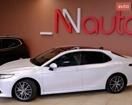 Тойота Камри 2021 в Одессе на Automoto.ua Белый Тойота Камри, объемом двигателя 2.5 л и пробегом 46 тыс. км за 29900 $, фото 11 на Automoto.ua