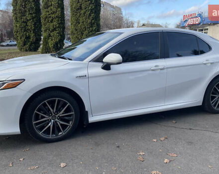 Белый Тойота Камри, объемом двигателя 2.49 л и пробегом 114 тыс. км за 23500 $, фото 6 на Automoto.ua