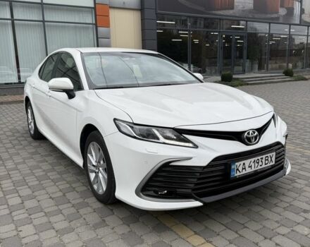 Тойота Камри 2021 в Хмельницком на Automoto.ua Белый Тойота Камри, объемом двигателя 2.5 л и пробегом 68 тыс. км за 22900 $, фото 1 на Automoto.ua