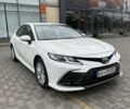 Тойота Камри 2021 в Хмельницком на Automoto.ua Белый Тойота Камри, объемом двигателя 2.5 л и пробегом 68 тыс. км за 22900 $, фото 1 на Automoto.ua