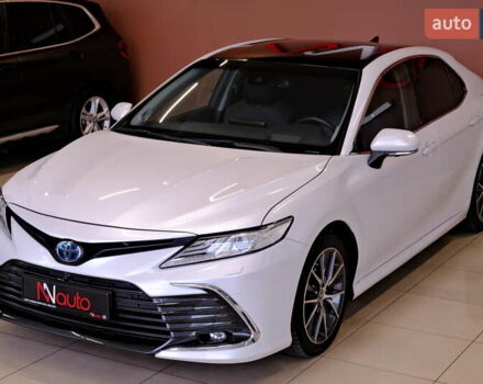 Тойота Камри 2021 в Одессе на Automoto.ua Белый Тойота Камри, объемом двигателя 2.5 л и пробегом 46 тыс. км за 29900 $, фото 2 на Automoto.ua