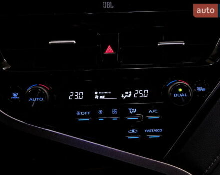 Тойота Камри 2021 в Одессе на Automoto.ua Белый Тойота Камри, объемом двигателя 2.5 л и пробегом 46 тыс. км за 29900 $, фото 26 на Automoto.ua