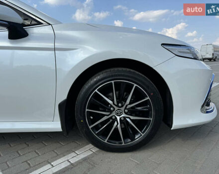 Білий Тойота Камрі, об'ємом двигуна 2.49 л та пробігом 88 тис. км за 30999 $, фото 2 на Automoto.ua