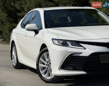 Белый Тойота Камри, объемом двигателя 2.5 л и пробегом 113 тыс. км за 29900 $, фото 6 на Automoto.ua