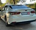Тойота Камрі 2022 у Києві на Automoto.ua Білий Тойота Камрі, об'ємом двигуна 2.5 л та пробігом 51 тис. км за 39590 $, фото 11 на Automoto.ua