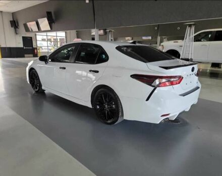 Белый Тойота Камри, объемом двигателя 2.5 л и пробегом 12 тыс. км за 10500 $, фото 5 на Automoto.ua