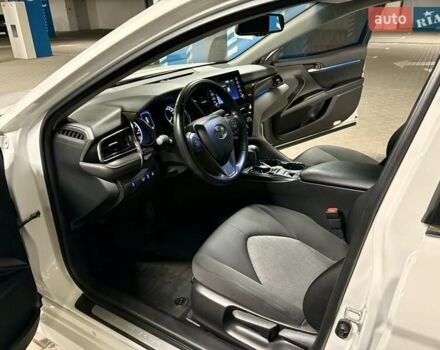 Білий Тойота Камрі, об'ємом двигуна 2.49 л та пробігом 74 тис. км за 28950 $, фото 28 на Automoto.ua