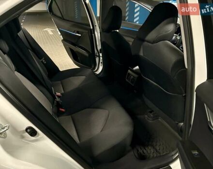 Білий Тойота Камрі, об'ємом двигуна 2.49 л та пробігом 74 тис. км за 28950 $, фото 22 на Automoto.ua