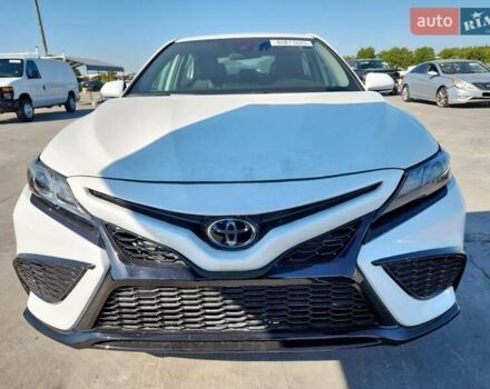 Белый Тойота Камри, объемом двигателя 2.5 л и пробегом 95 тыс. км за 8500 $, фото 4 на Automoto.ua