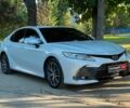 Тойота Камрі 2022 у Києві на Automoto.ua Білий Тойота Камрі, об'ємом двигуна 2.5 л та пробігом 51 тис. км за 39590 $, фото 4 на Automoto.ua