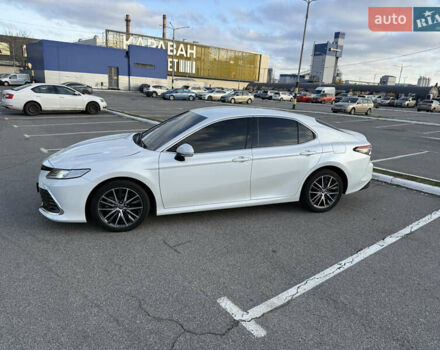 Белый Тойота Камри, объемом двигателя 2.5 л и пробегом 52 тыс. км за 39000 $, фото 11 на Automoto.ua