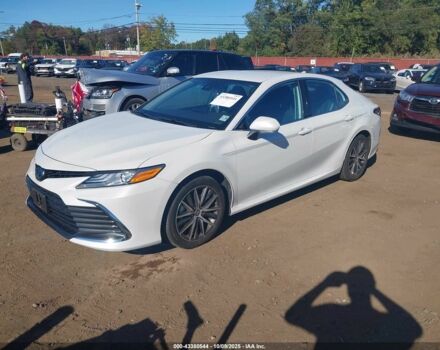 Белый Тойота Камри, объемом двигателя 2.5 л и пробегом 47 тыс. км за 9300 $, фото 1 на Automoto.ua