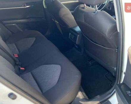 Белый Тойота Камри, объемом двигателя 2.49 л и пробегом 19 тыс. км за 29500 $, фото 6 на Automoto.ua