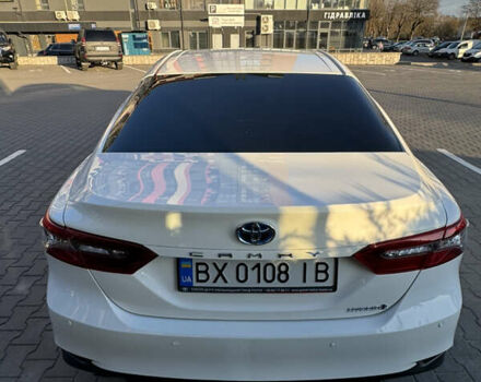 Белый Тойота Камри, объемом двигателя 2.49 л и пробегом 95 тыс. км за 32000 $, фото 4 на Automoto.ua