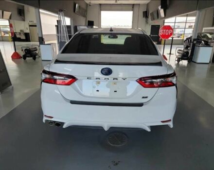 Белый Тойота Камри, объемом двигателя 2.5 л и пробегом 12 тыс. км за 10500 $, фото 4 на Automoto.ua