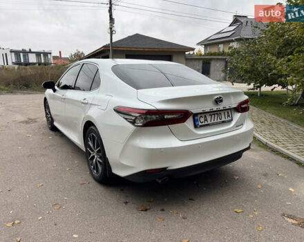 Тойота Камрі 2022 у Києві на Automoto.ua Білий Тойота Камрі, об'ємом двигуна 2.49 л та пробігом 57 тис. км за 34800 $, фото 4 на Automoto.ua