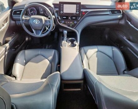 Белый Тойота Камри, объемом двигателя 2.5 л и пробегом 95 тыс. км за 8500 $, фото 7 на Automoto.ua