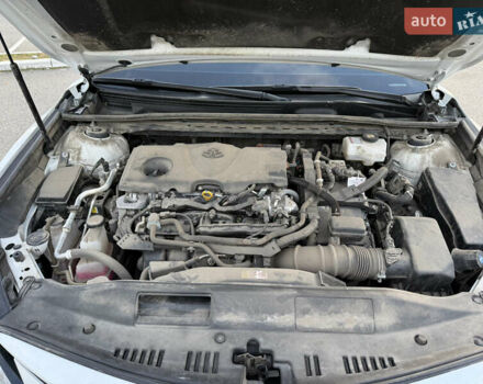 Белый Тойота Камри, объемом двигателя 2.5 л и пробегом 52 тыс. км за 39000 $, фото 38 на Automoto.ua