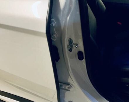 Белый Тойота Камри, объемом двигателя 2.49 л и пробегом 5 тыс. км за 41200 $, фото 4 на Automoto.ua