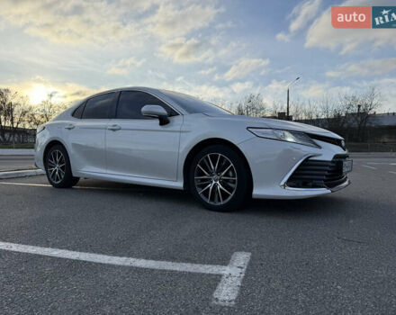 Белый Тойота Камри, объемом двигателя 2.5 л и пробегом 52 тыс. км за 39000 $, фото 29 на Automoto.ua