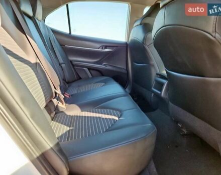 Белый Тойота Камри, объемом двигателя 2.5 л и пробегом 95 тыс. км за 8500 $, фото 9 на Automoto.ua